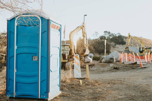 Portable Toilet Options We Offer in Golden Shores, AZ